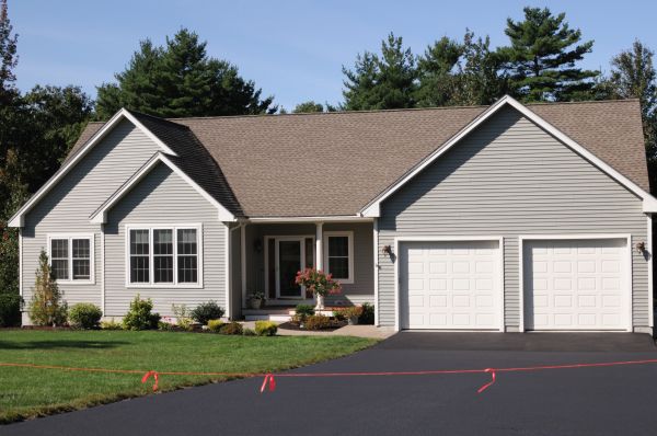 Residential Driveway Sealcoating Service